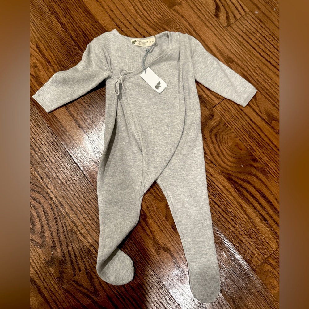 NWT MONICA + ANDY ONSIE. Size 6-9 months.